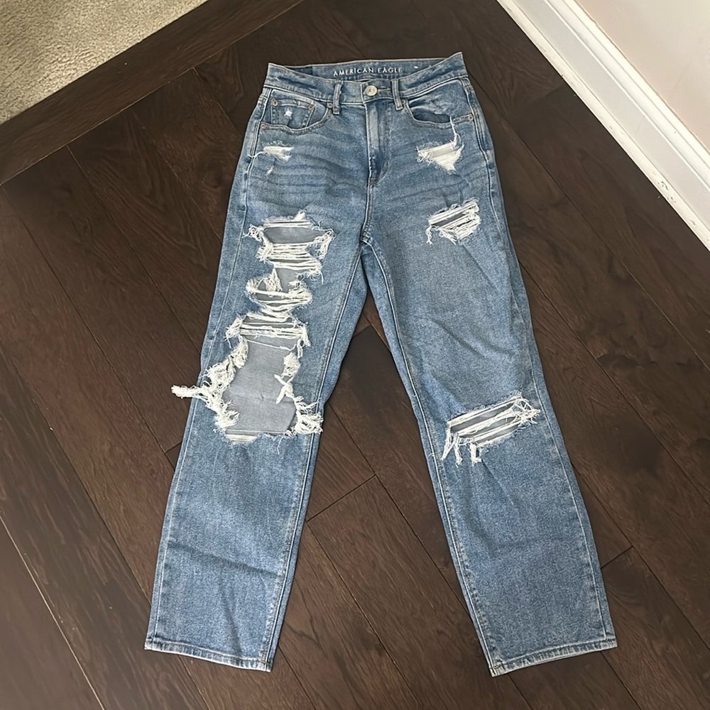 American Eagle High Rise Boyfriend Jeans